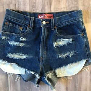 Rare Vintage Levi’s 569 High Waist Shorts 26”